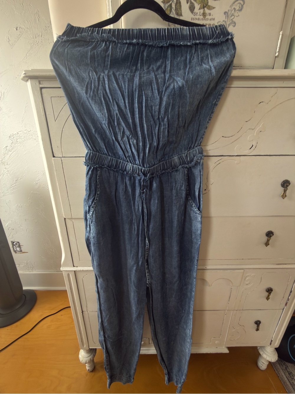 Bluivy Strapless Denim-Effect Blue Jumpsuit with Elastic Waistband